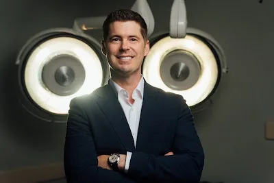 Dr. Bryan Brandon