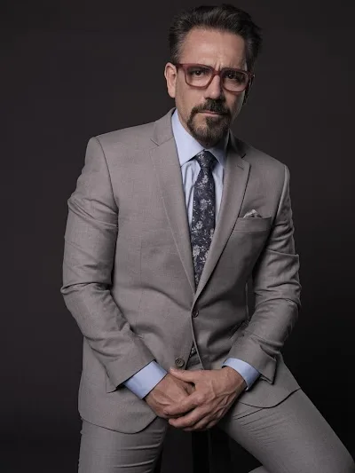 Dr. Lessandro Martins