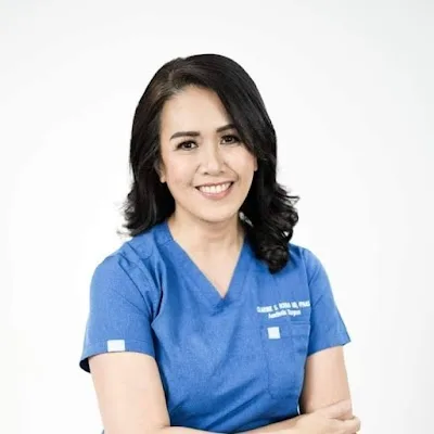 Dr. Claudine Roura